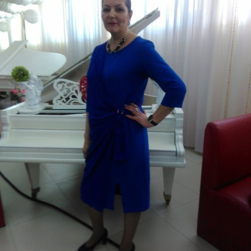 Лариса Ломакина