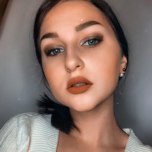 Алёна Крыловa