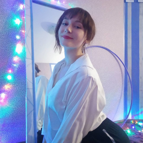 Ника Аксёновa