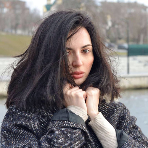 Альбина Доронинa