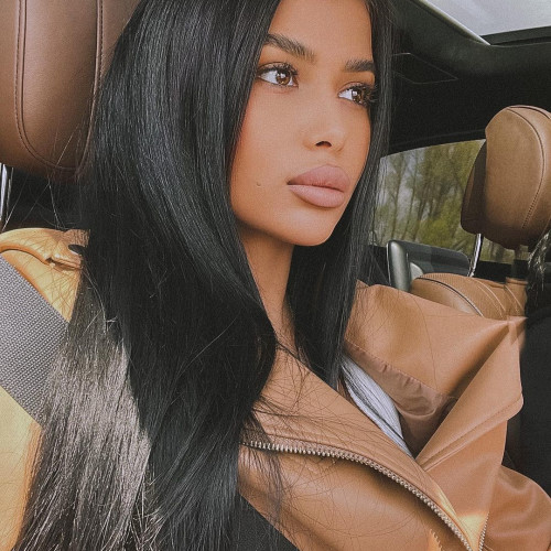 Олександра Броваренко