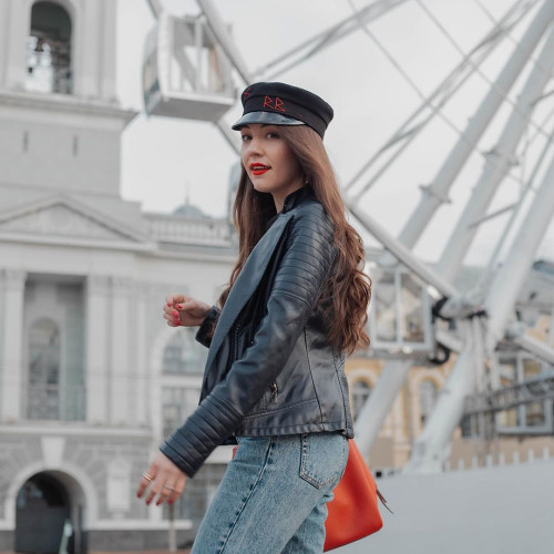 Кристина Суворовa