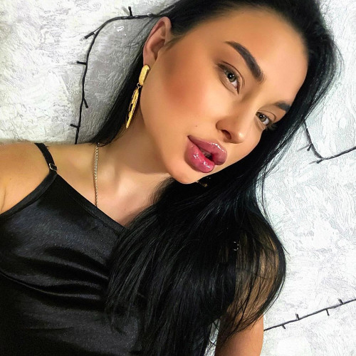 Изабелла Симоновa