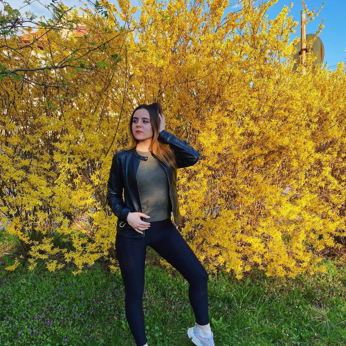 Юлия Ларионовa