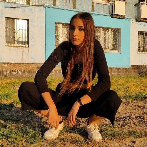 Лариса Гущинa