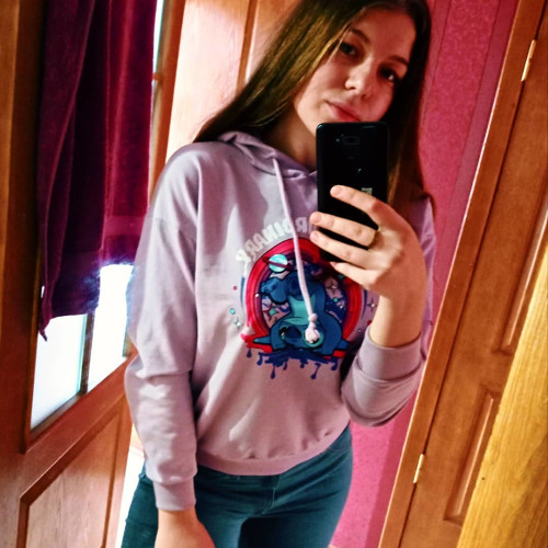 Клементина Беловa