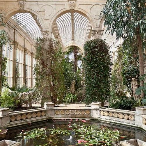 Лада Гущинa