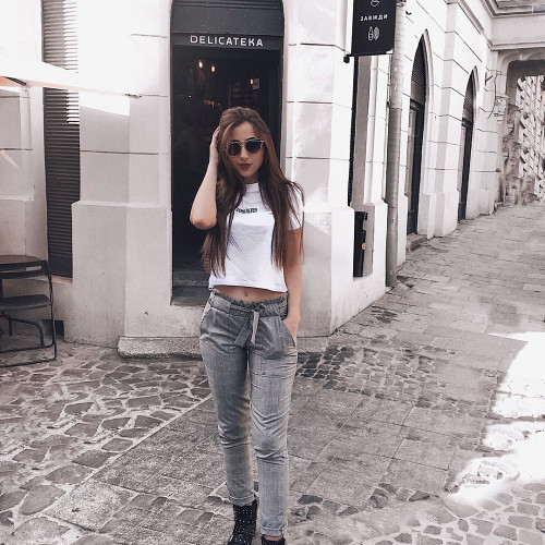 Владлена Архиповa