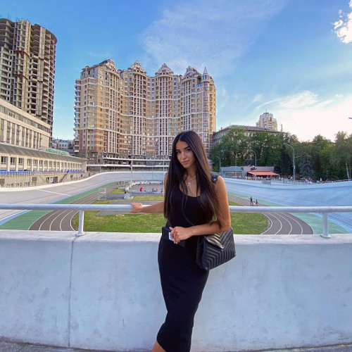 Елена Дементьевa