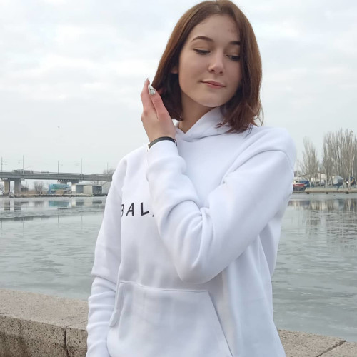 Оксана Карповa