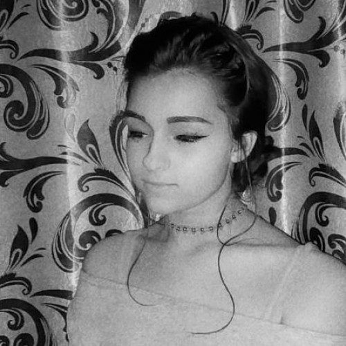 Полина Дмитриевa