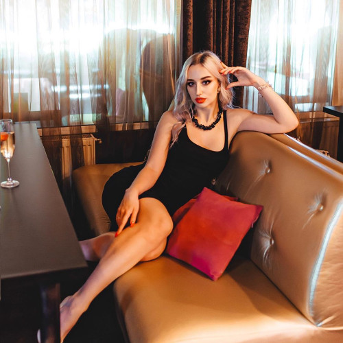 Яна Бобровa