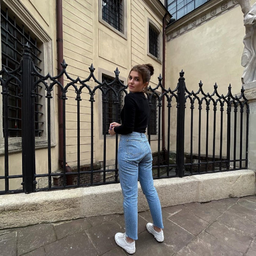 Анастасия Исаевa