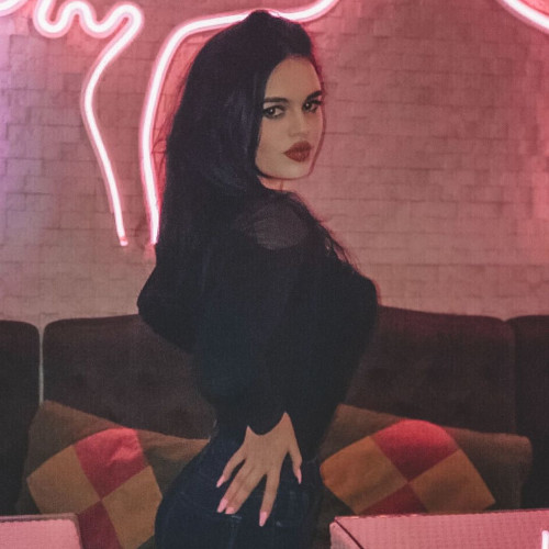 Ева Абрамовa