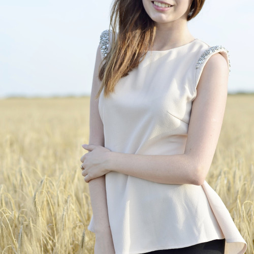 Лада Дьячковa