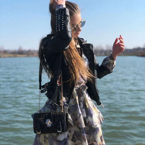 Мальвина Потаповa