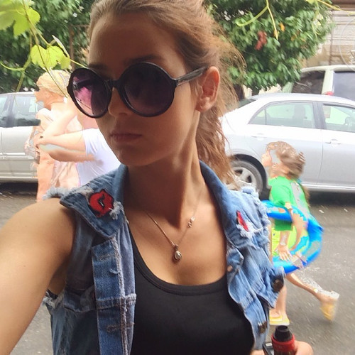 Яна Ситниковa