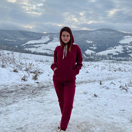 Кіра Середа