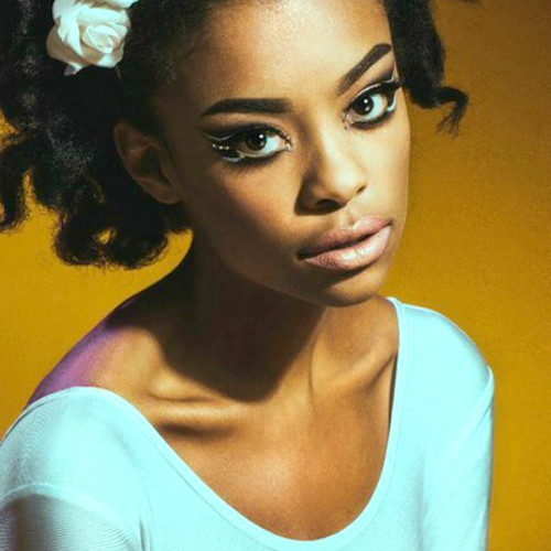 Зинаида Комаровa