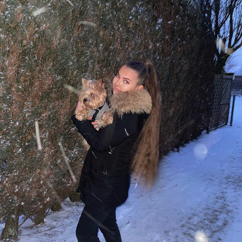 Евгения Жуковa