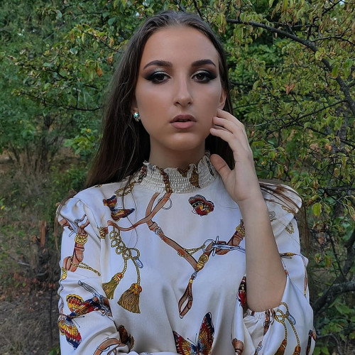 Поліна Павлюк