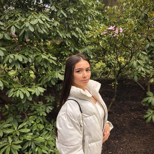 Анжелика Якушевa