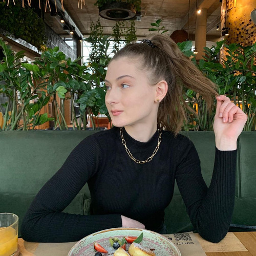 Алёна Никифоровa