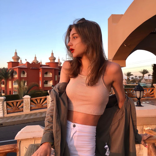 Жанна Абрамовa