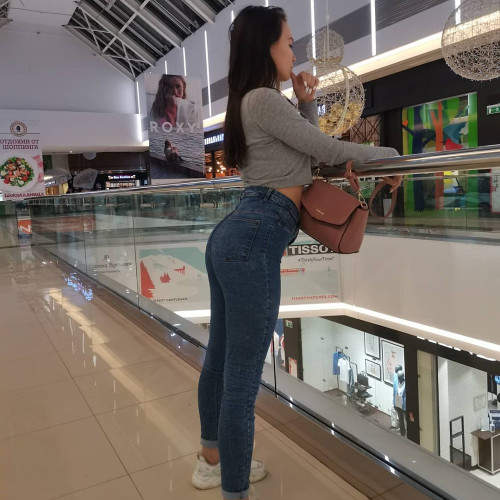 Лариса Макаровa