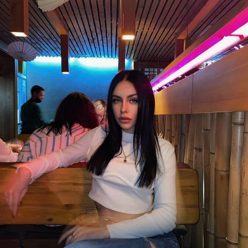 Рената Красильниковa