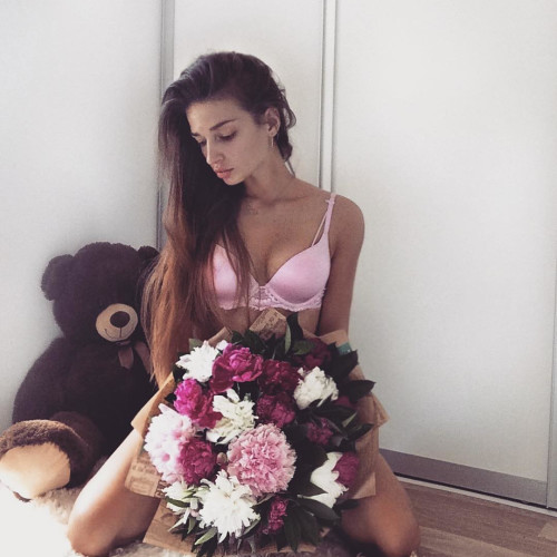 Эльвира Исаевa