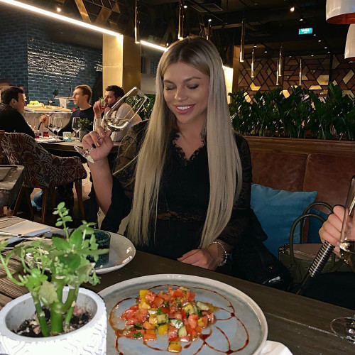 Алёна Бобылёвa