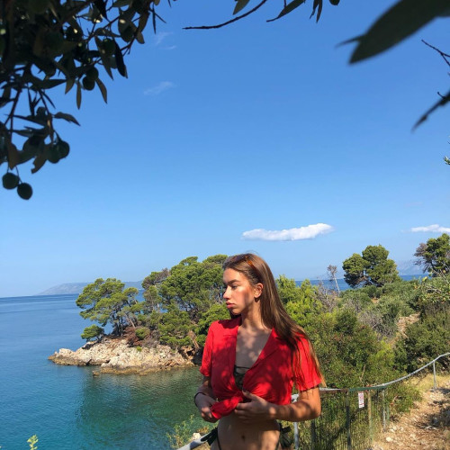 Яна Селиверстовa