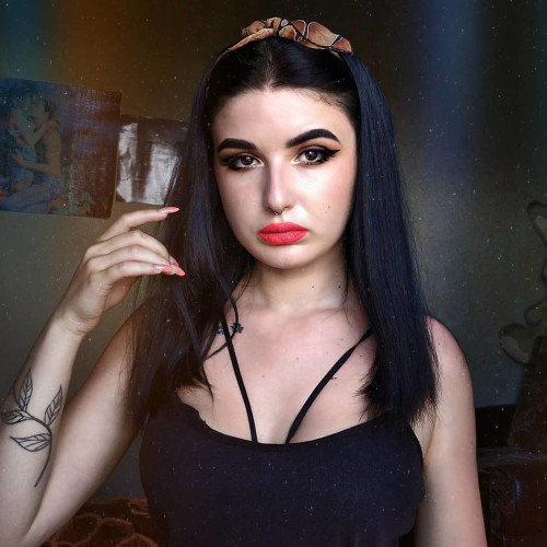 Изабелла Морозовa