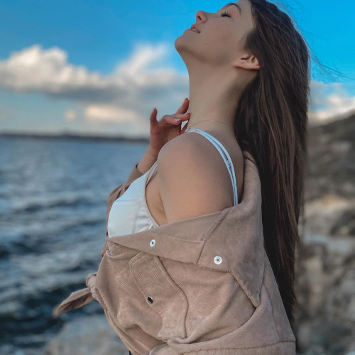 Клара Карповa