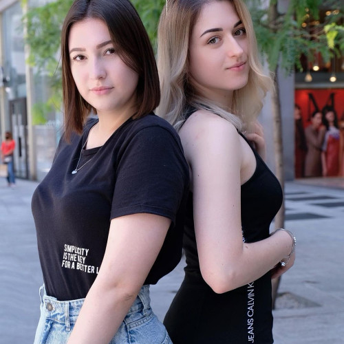 Лариса Веселовa