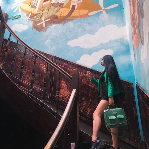 Светлана Никоновa