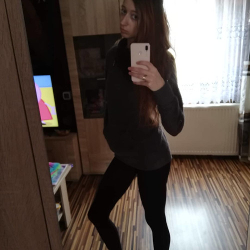 Искра Тетеринa