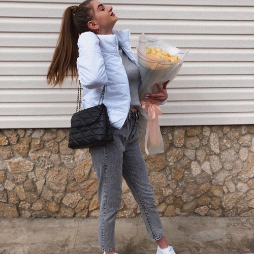 Ева Карповa