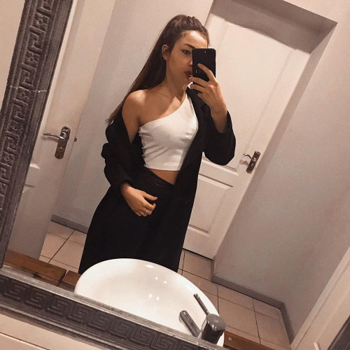 Любовь Ефремовa