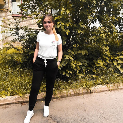 Марина Суворовa