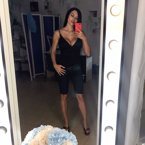 Елена Симоновa