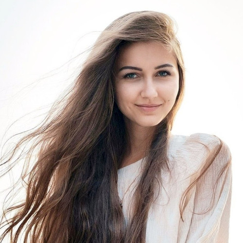 Алина Белоусовa