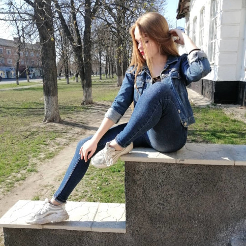 Любовь Аксёновa