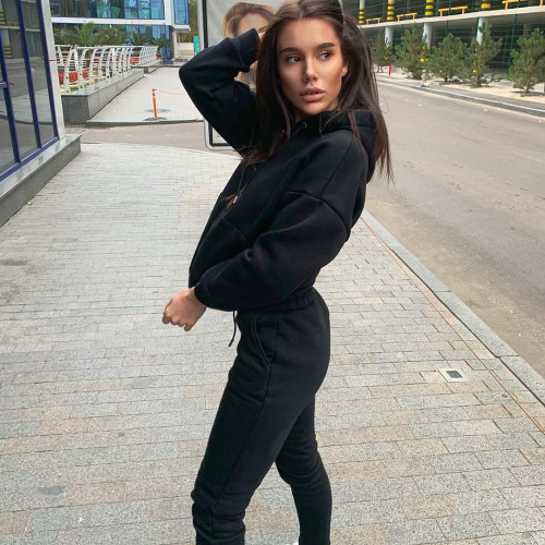 Ева Бирюковa