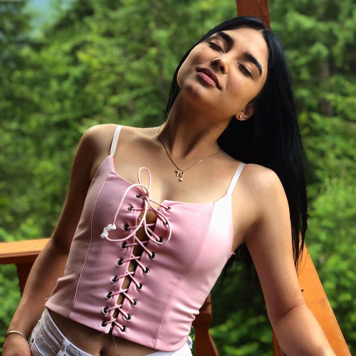 Ева Сазоновa