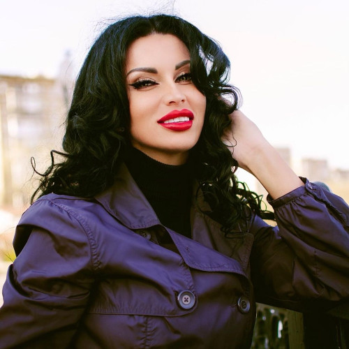 Лидия Никоновa