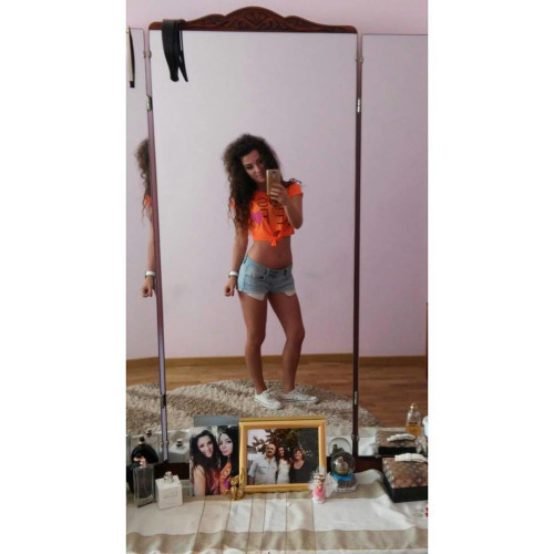 Надежда Мамонтовa