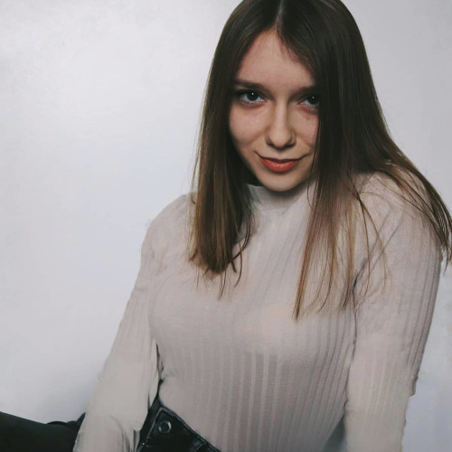 Искра Зыковa