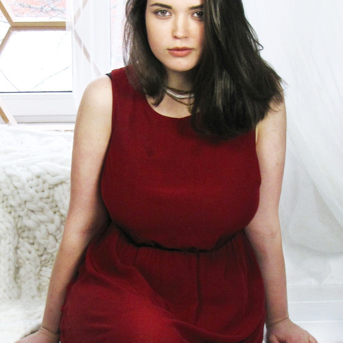 Лариса Уваровa